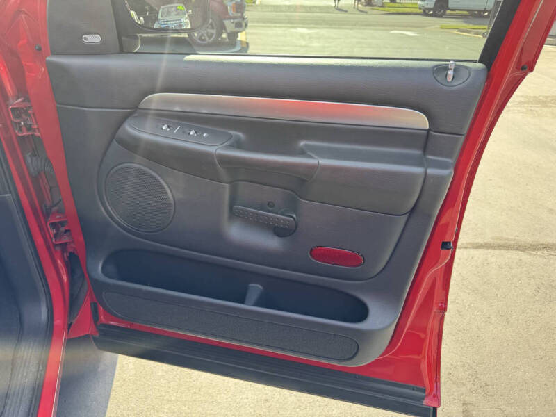 2005 Dodge Ram 1500 SRT-10