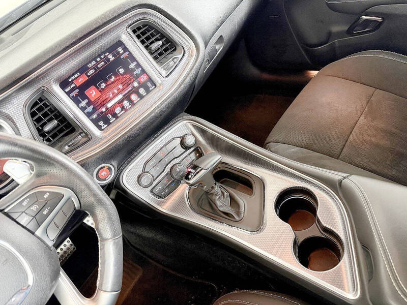 2015 Dodge Challenger SRT Hellcat