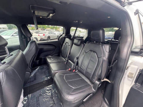 2020 Chrysler Pacifica Touring L