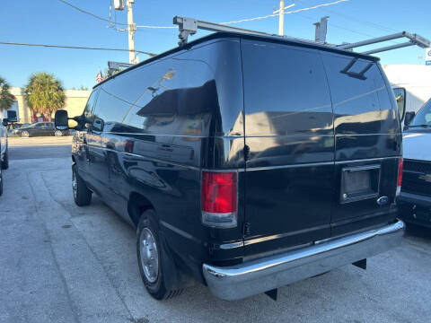 2014 Ford E-Series E-150