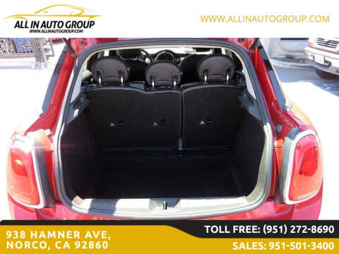 2017 MINI Hardtop 4 Door Cooper