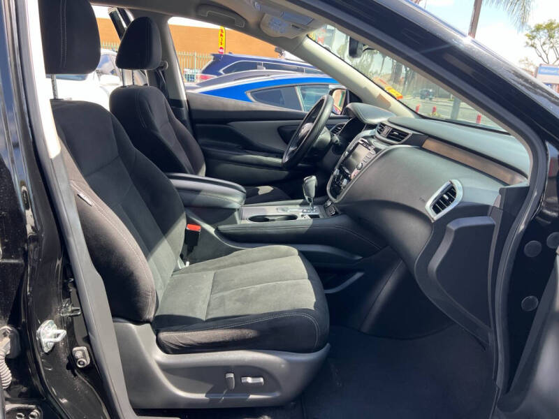 2020 Nissan Murano SV