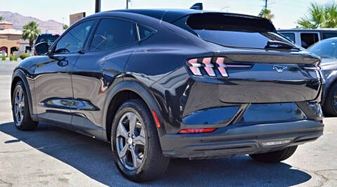 2022 Ford Mustang Mach-E Select