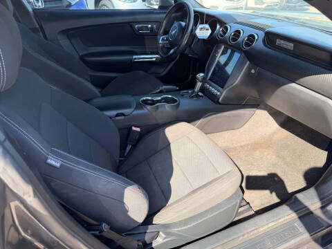 2015 Ford Mustang V6