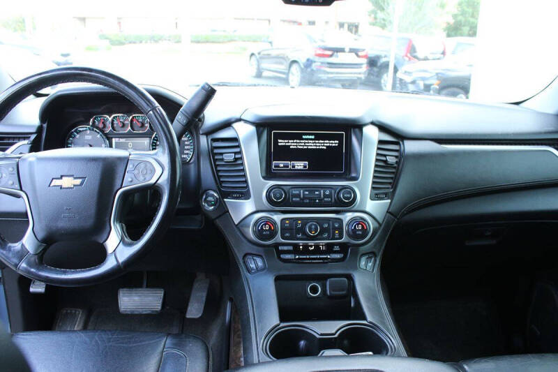 2016 Chevrolet Suburban LT