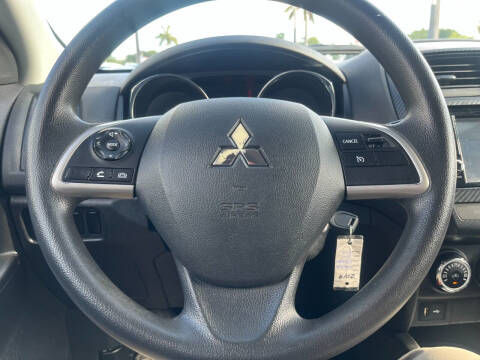 2019 Mitsubishi Outlander Sport Special Edition