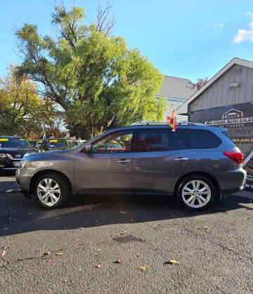 2018 Nissan Pathfinder Platinum