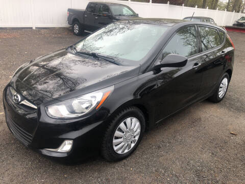 2012 Hyundai Accent for sale at The Used Car Company LLC in Prospect CT