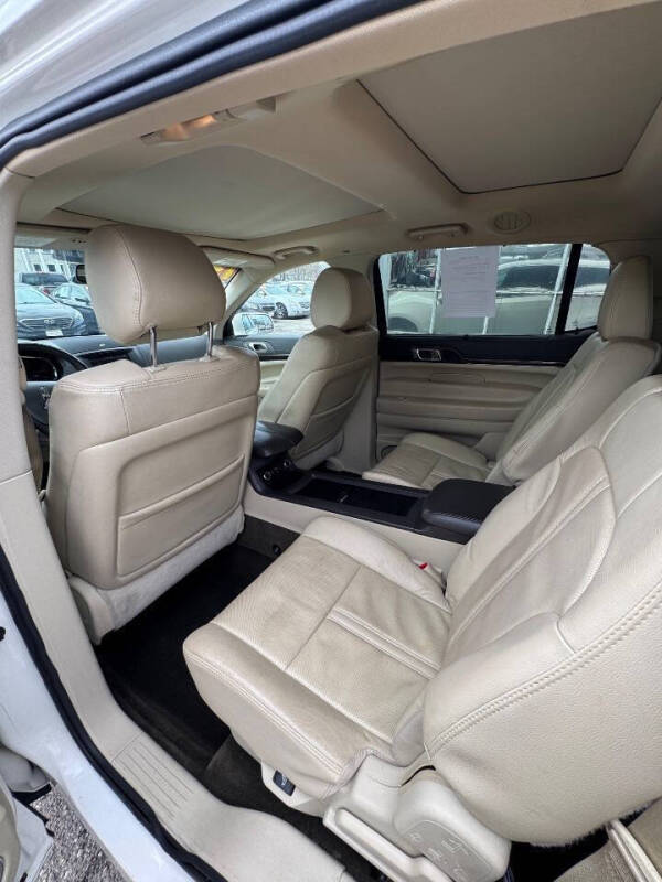 2013 Lincoln MKT EcoBoost