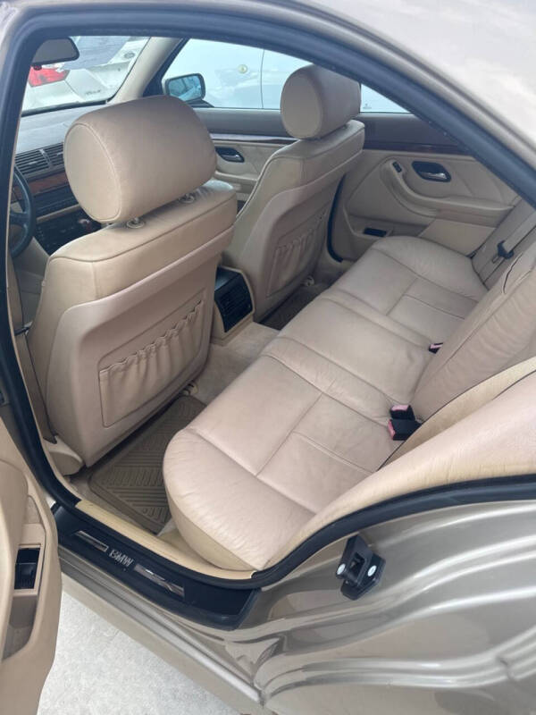 2000 BMW 5 Series 528i