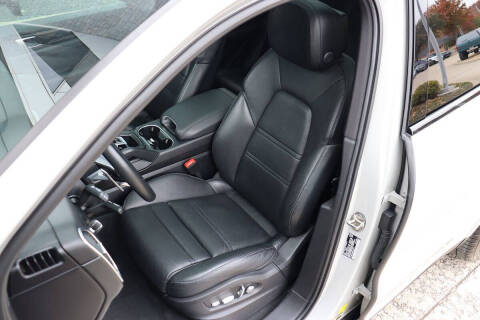 2021 Porsche Cayenne Coupe