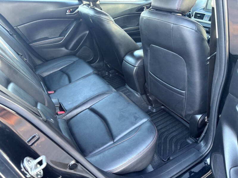 2016 Mazda MAZDA3 s Grand Touring