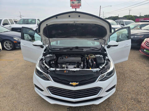 2017 Chevrolet Cruze LT Auto