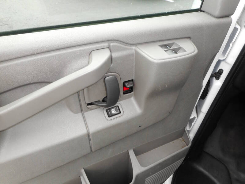 2016 Chevrolet Express 2500