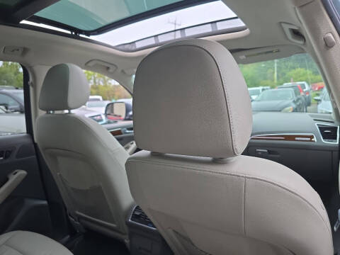 2012 Audi Q5 3.2 quattro Premium Plus