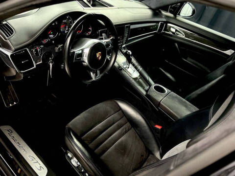 2014 Porsche Panamera GTS