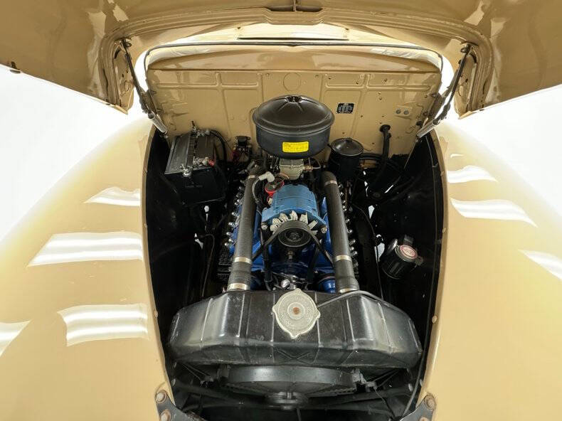 1941 Ford Super Deluxe