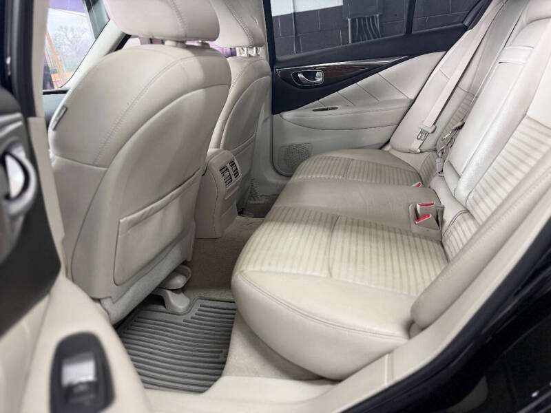 2016 Infiniti Q50 Red Sport 400