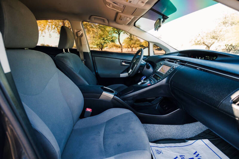 2012 Toyota Prius Three