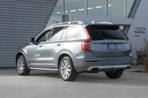 2019 Volvo XC90 T6 Momentum