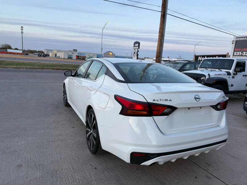 2019 Nissan Altima 2.5 SR