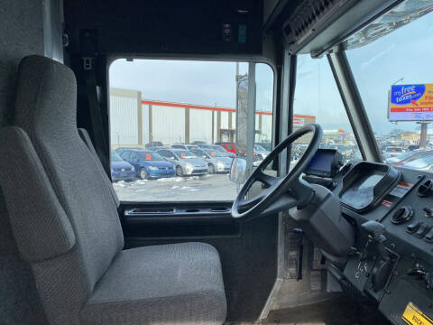 2014 Freightliner MT45 Chassis