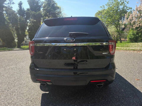 2018 Ford Explorer