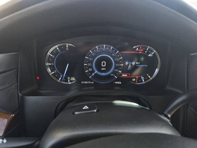 2017 Cadillac Escalade Luxury