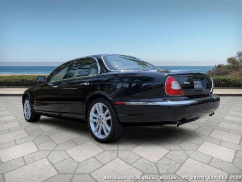 2004 Jaguar XJR
