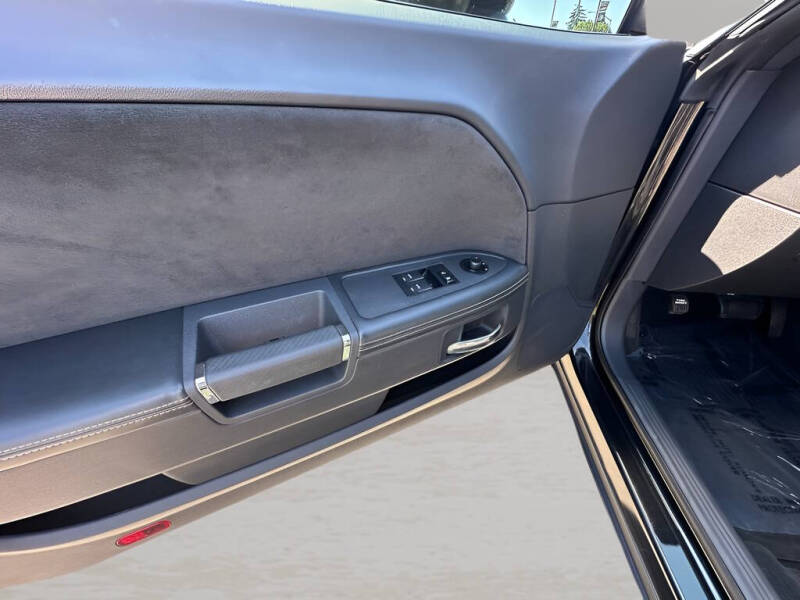 2008 Dodge Challenger SRT8