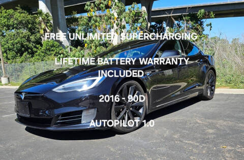 2016 Tesla Model S 90D