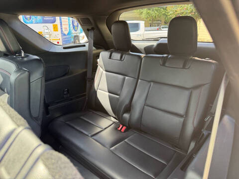 2023 Ford Explorer ST-Line