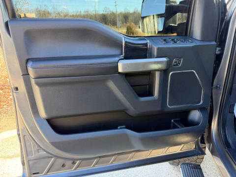 2022 Ford F-450 Super Duty Platinum