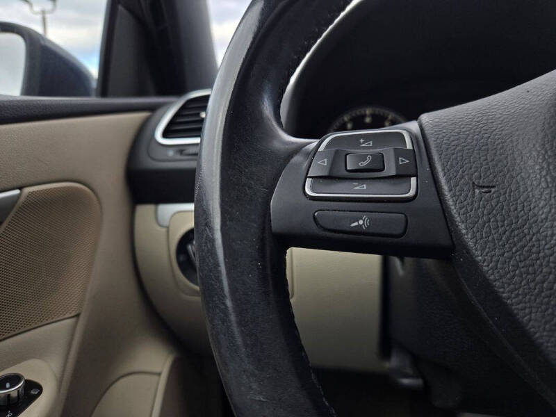 2012 Volkswagen Eos Komfort SULEV