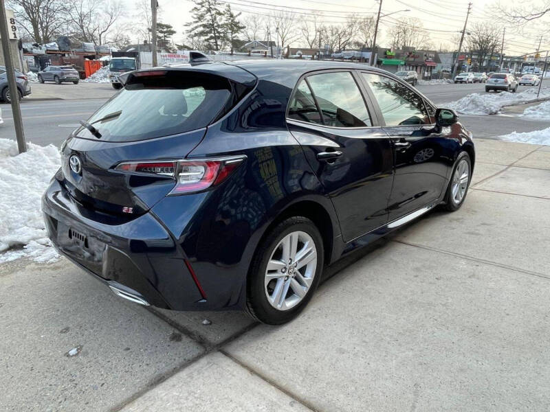 2021 Toyota Corolla Hatchback SE
