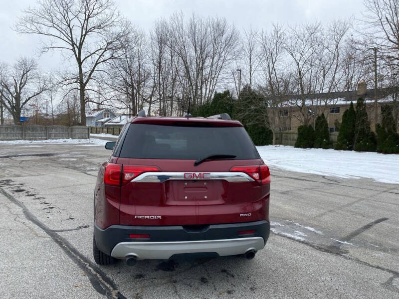 2017 GMC Acadia SLE-2