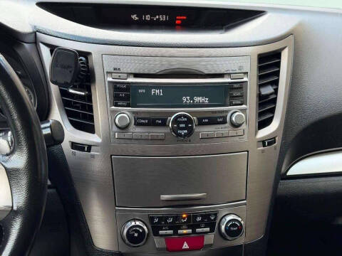 2011 Subaru Outback 2.5i Premium