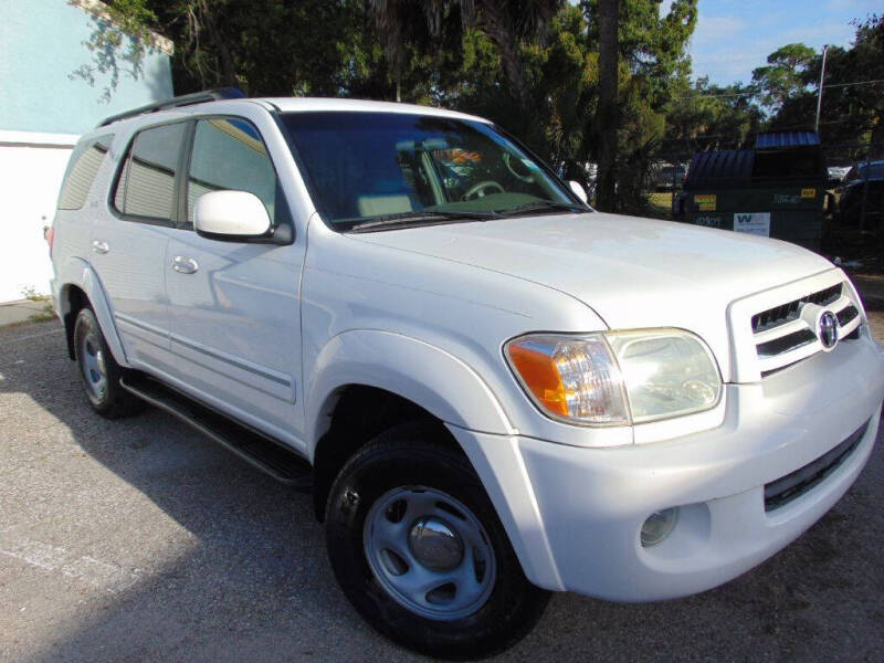 2005 Toyota Sequoia SR5