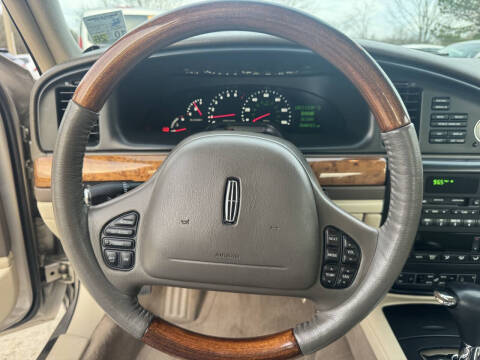 2002 Lincoln Continental