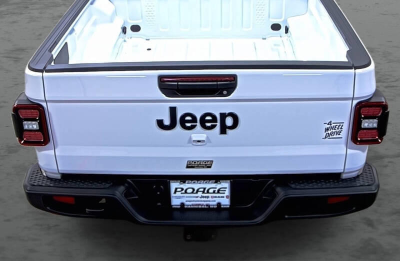 2026 Jeep Gladiator Willys