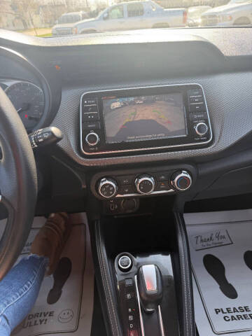 2019 Nissan Kicks S