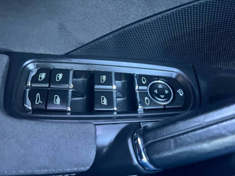 2014 Porsche Cayenne GTS