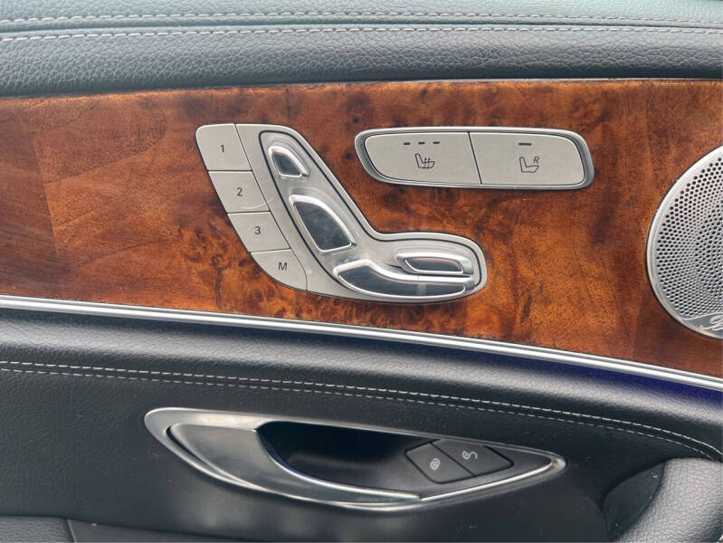 2017 Mercedes-Benz E-Class E 300 4MATIC