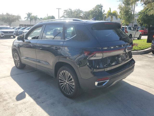 2025 Volkswagen Taos SE