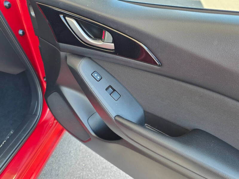 2014 Mazda MAZDA3 i Sport