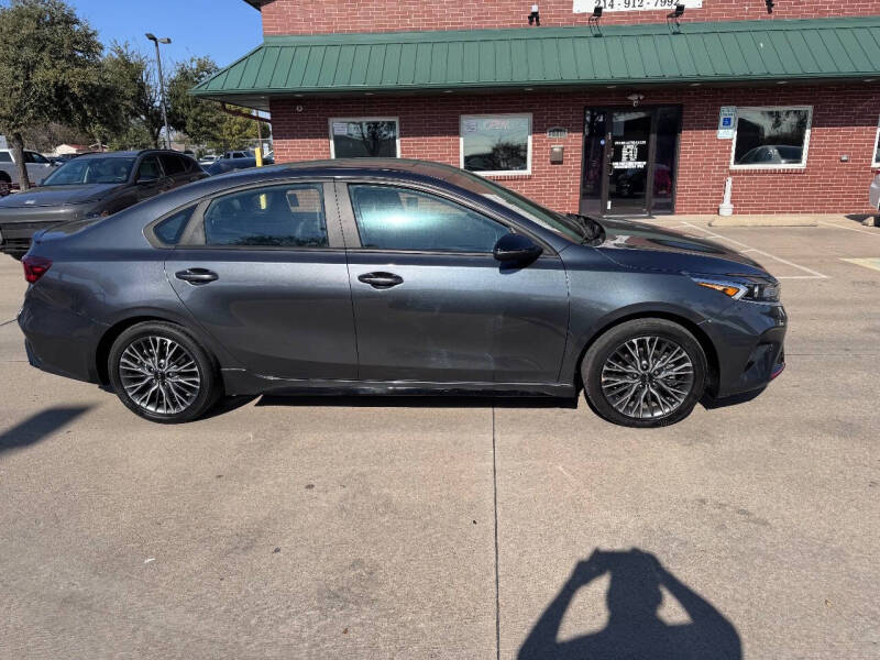 2023 Kia Forte GT-Line