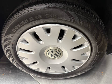 2005 Volkswagen New Beetle Convertible GL