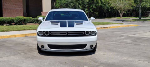 2016 Dodge Challenger SXT Plus