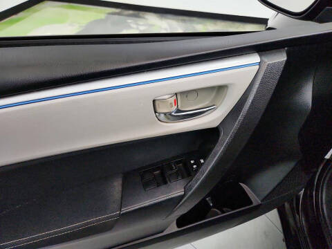 2015 Toyota Corolla LE Plus