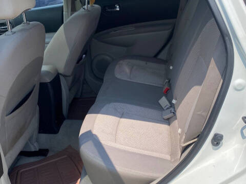 2011 Nissan Rogue S